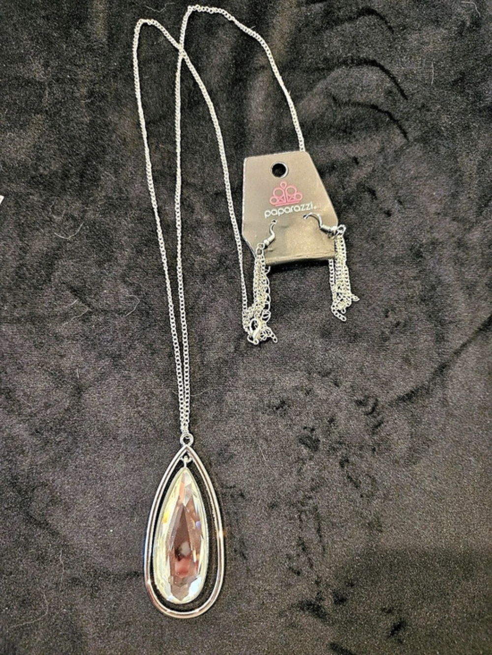 Paparazzi Teardrop Crystal Pendant Necklace